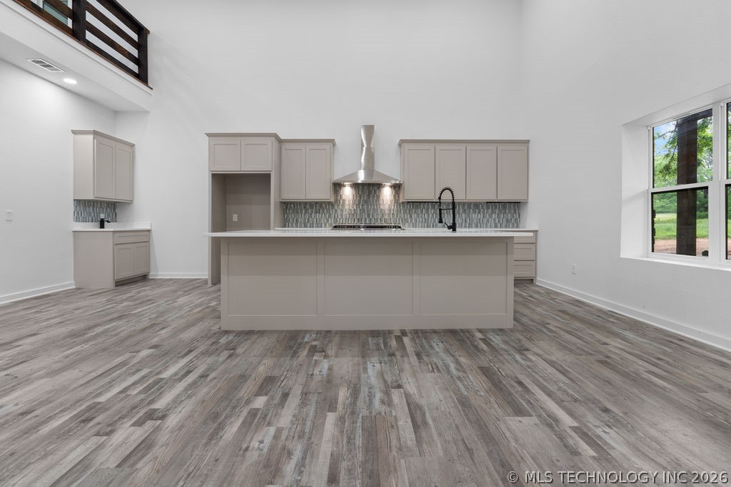 4625 Reserve Road