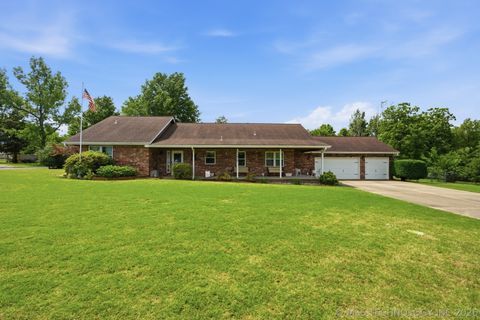Photo of 25826 E 93rd Street, Broken Arrow, OK 74014 (MLS # 2616360)