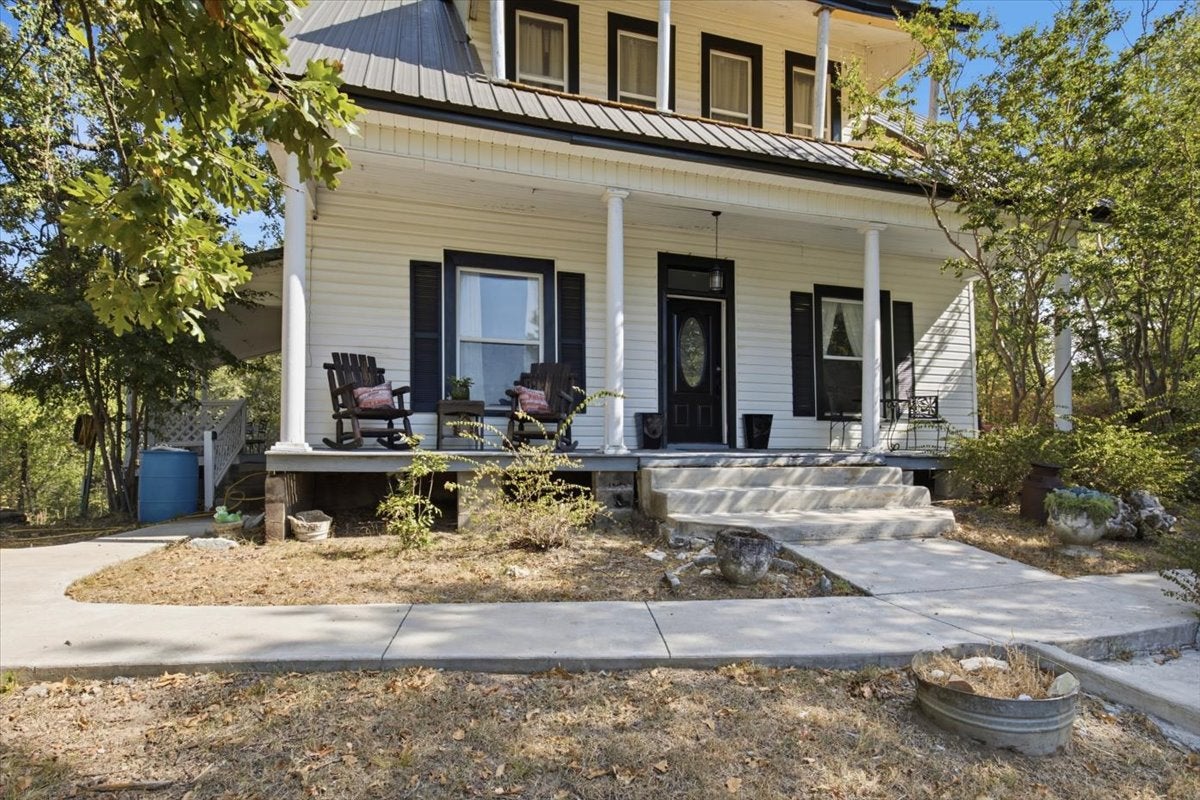 407 Seven Springs