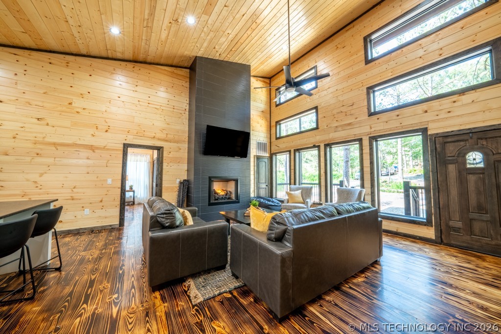 546 Conifer Crossing Trail