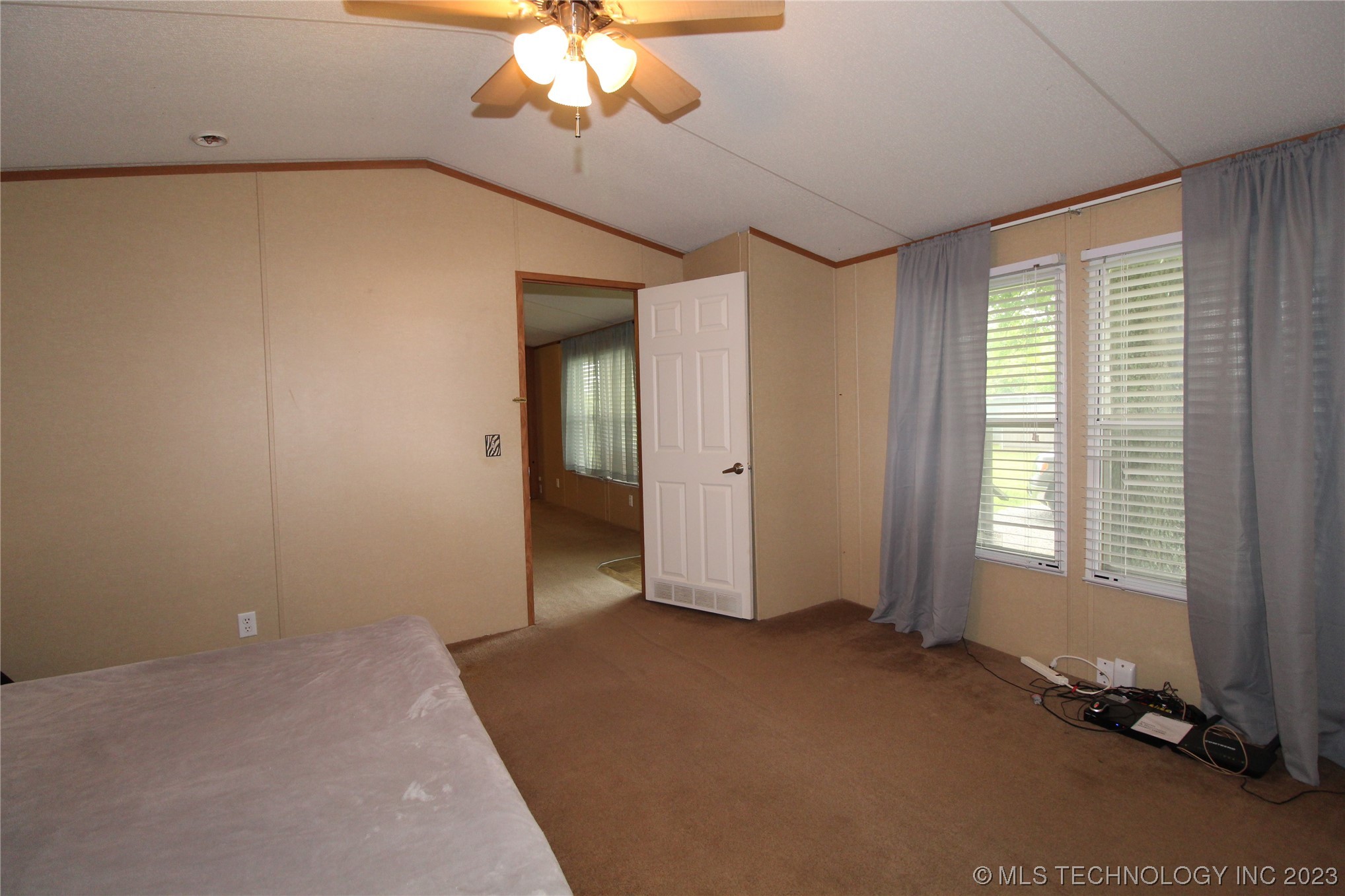 Photo 22 of 31 of 150 Raintree Lane mobile home
