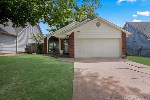 Photo of 6211 S 28th WestAvenue, Tulsa, OK 74132 (MLS # 2616668)