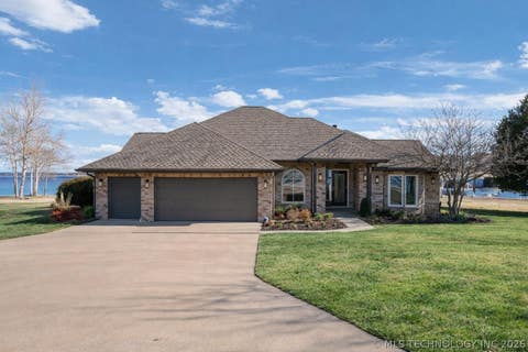 Photo of 5013 Lake Breeze Road, Grove, OK 74344 (MLS # 2616056)