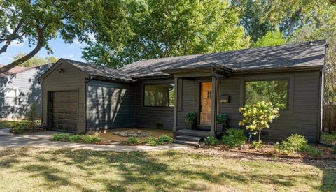 Photo of 4907 S Boston Avenue, Tulsa, OK 74105 (MLS # 2636632)