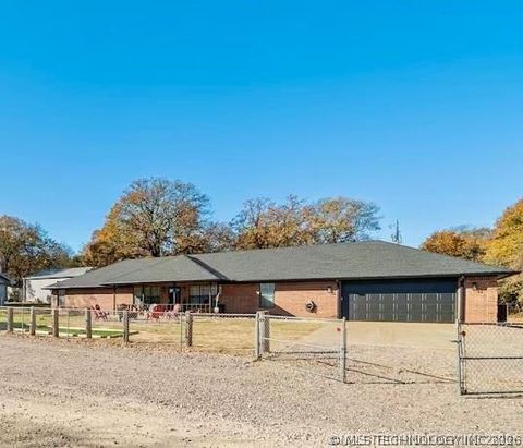 Photo of 5255 Osborn Road, Kingston, OK 73439 (MLS # 2617435)