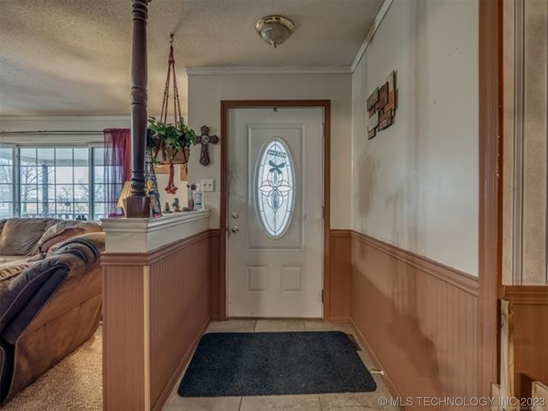 Photo 9 of 49 of 436932 E 250 Road house