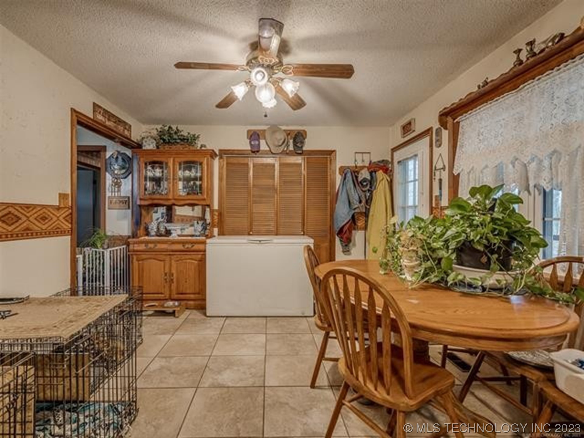 Photo 15 of 49 of 436932 E 250 Road house