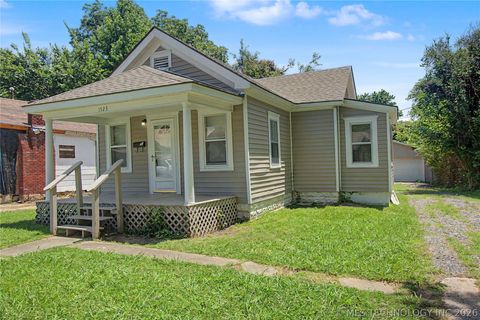Photo of 1523 Houston Street, Muskogee, OK 74403 (MLS # 2622859)