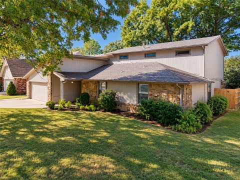 Photo of 1604 S Fir Avenue, Broken Arrow, OK 74012 (MLS # 2638413)