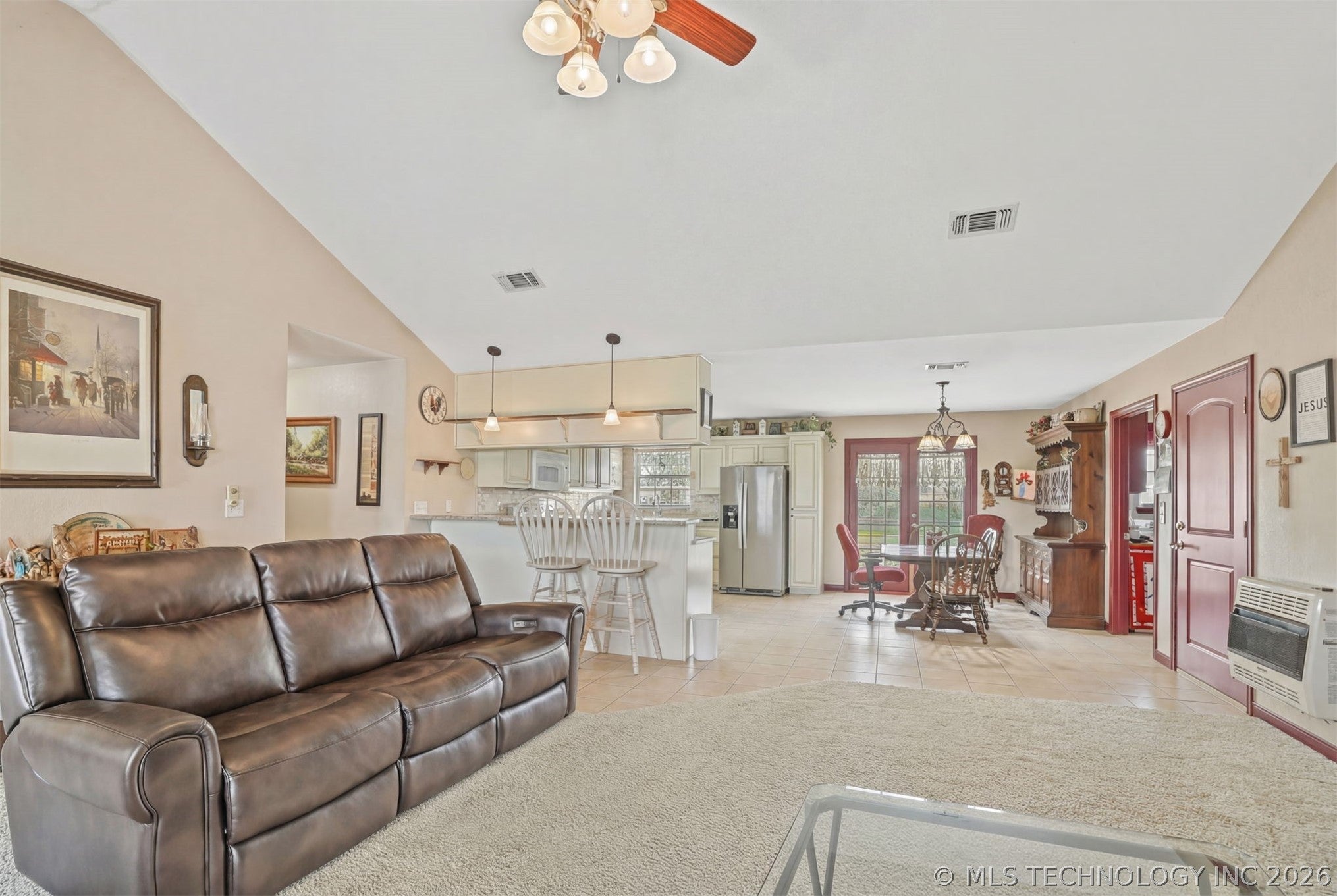 1214 Chestnut Lane