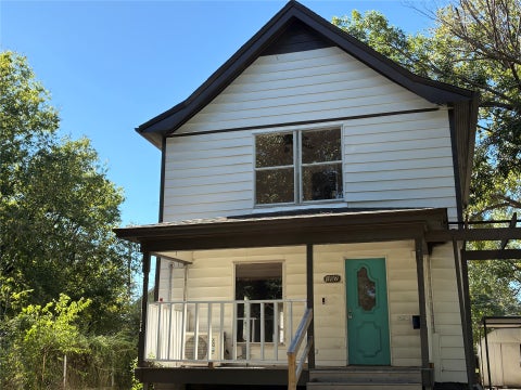 Photo of 107 S CREEK Avenue, Bartlesville, OK 74003 (MLS # 2637999)