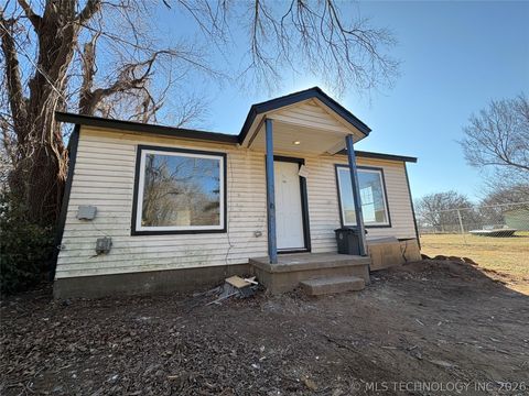 Photo of 3834 W Admiral Boulevard, Tulsa, OK 74127 (MLS # 2604337)