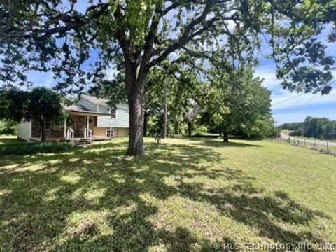 Photo of 7604 Clear Creek, Duncan, OK 73534 (MLS # 2617105)