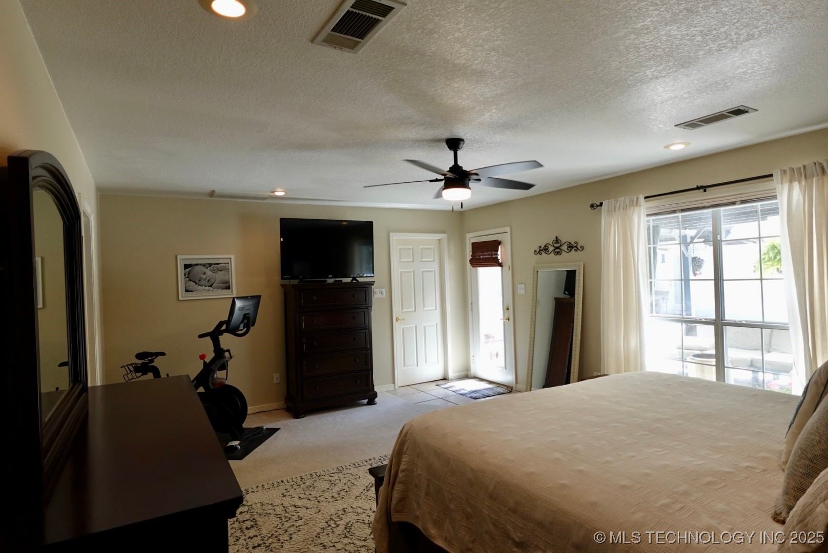 982 Knight Drive