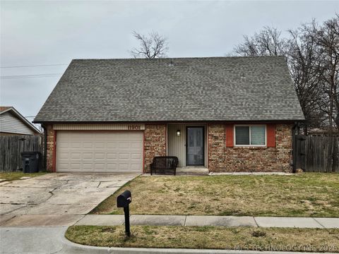 Photo of 11901 E 27th Street, Tulsa, OK 74129 (MLS # 2608049)