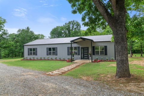 Photo of 2001 Timberline, Durant, OK 74701 (MLS # 2616666)