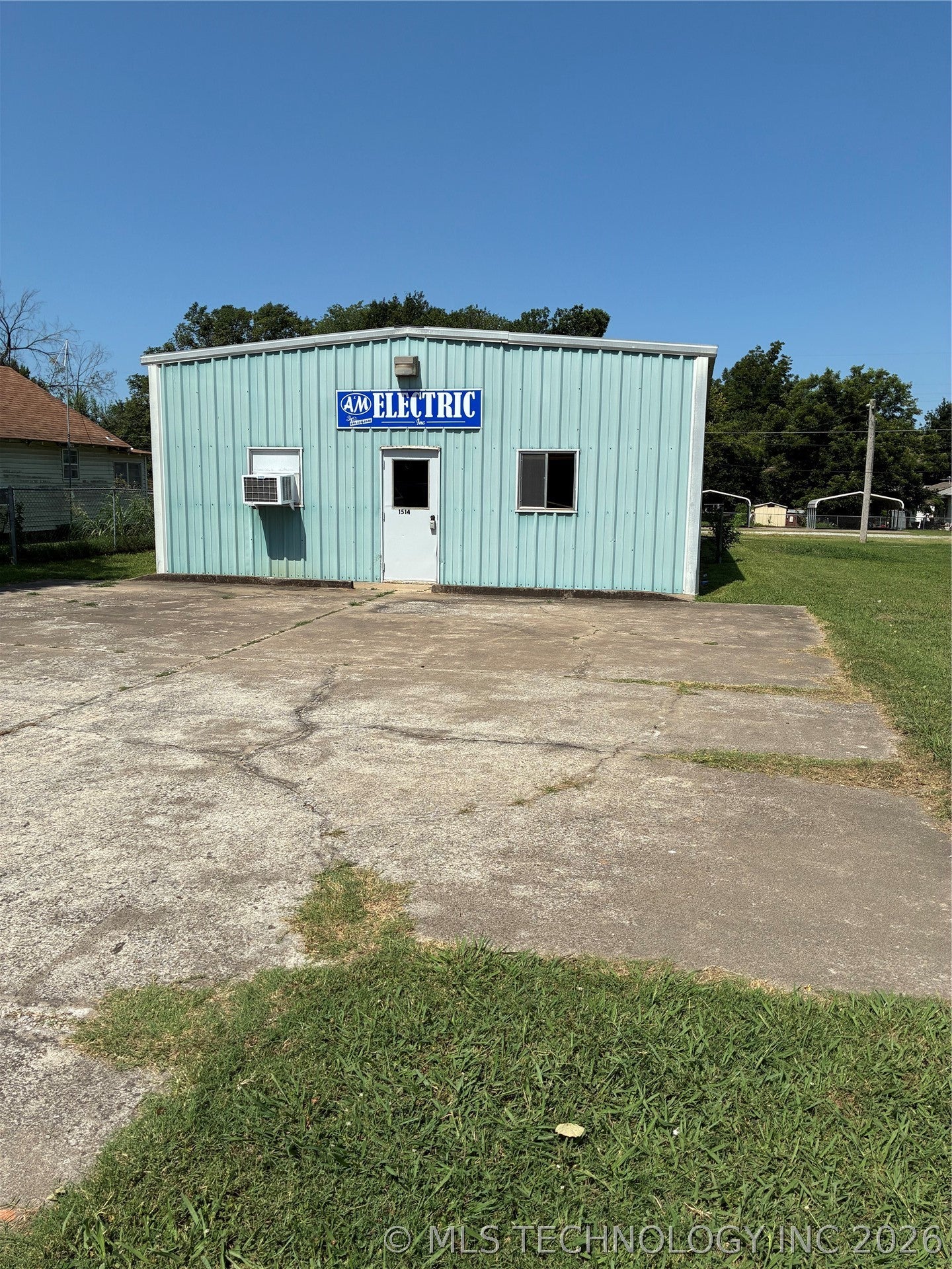 Photo 1 of 27 — 1514 S Main Street, Sapulpa, OK 74066