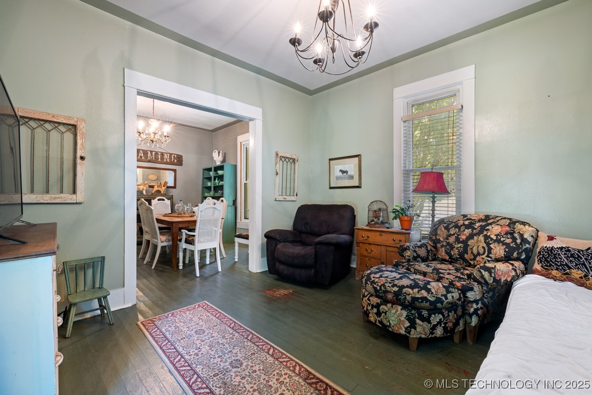 605 S 4th Street
