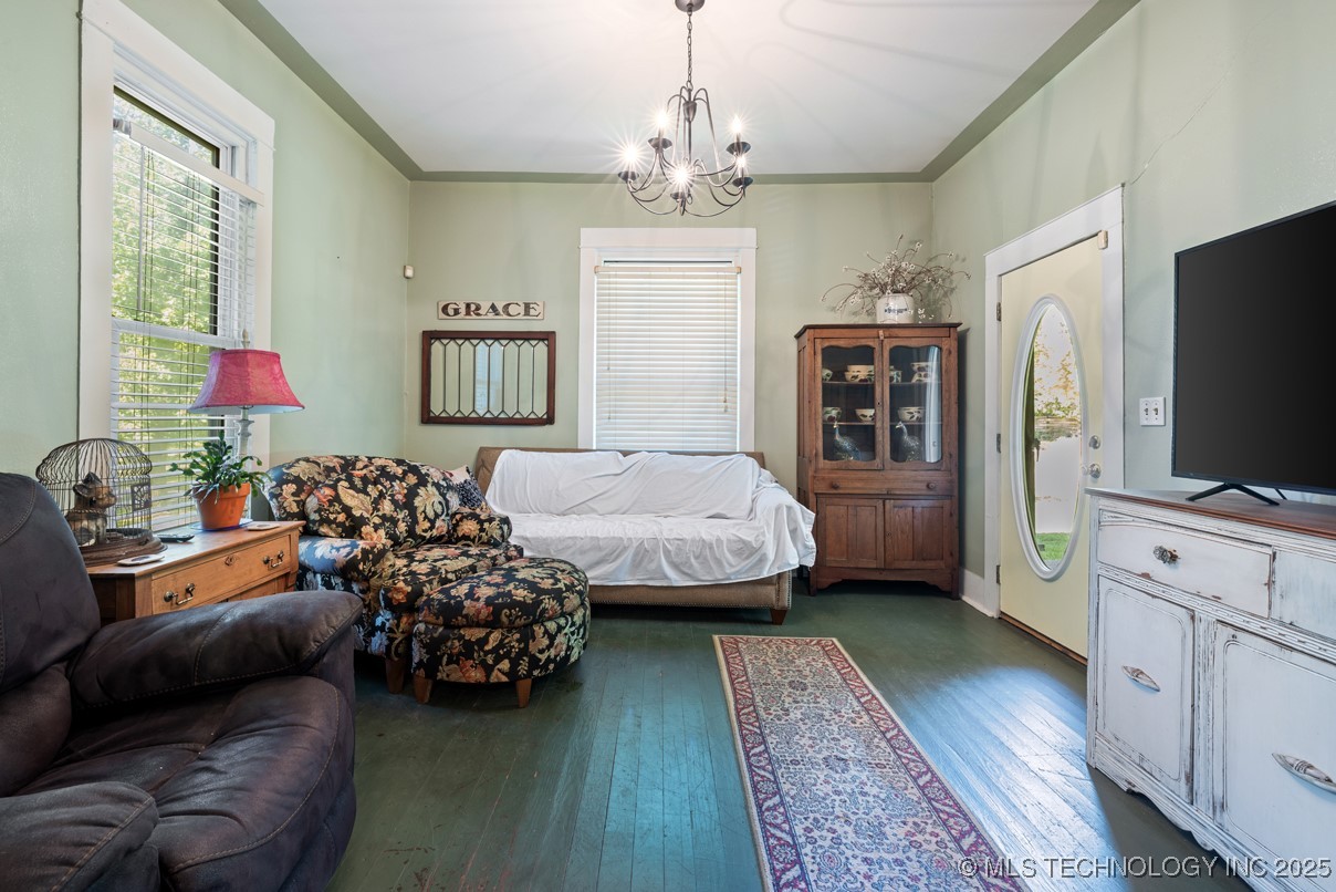 605 S 4th Street
