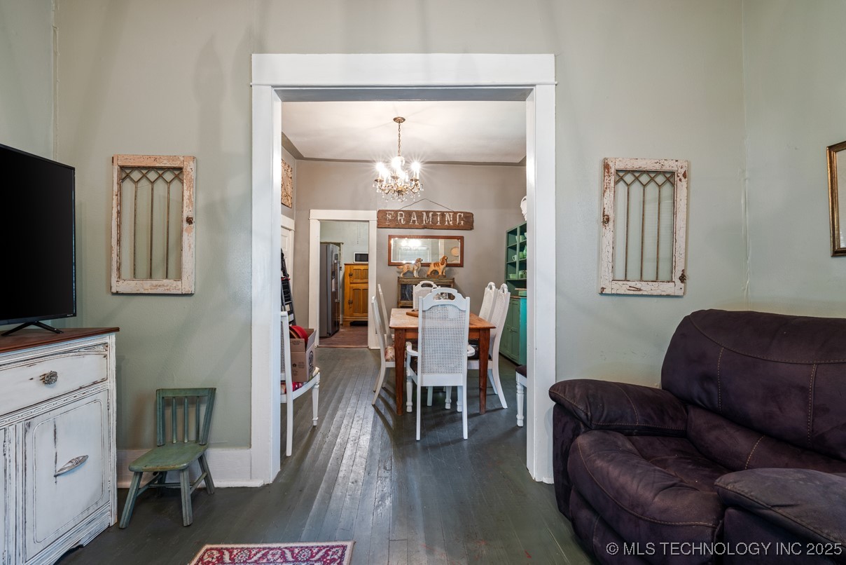 605 S 4th Street