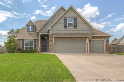 Photo of 23868 E 95th Street S, Broken Arrow, OK 74014 (MLS # 2622884)