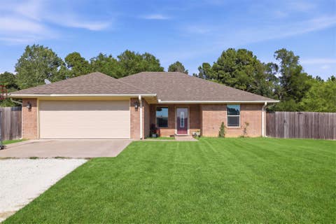 Photo of 14160 County Road 3613, Ada, OK 74820 (MLS # 2628731)