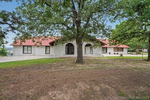 Photo of 17331 S 174th Avenue E, Bixby, OK 74008 (MLS # 2622498)