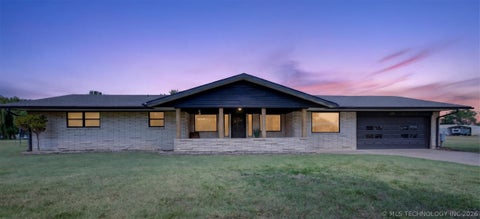 Photo of 406 N William Penn, Adair, OK 74330 (MLS # 2625340)