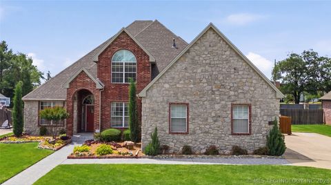 Photo of 3920 S Sequoia Avenue, Broken Arrow, OK 74011 (MLS # 2617127)