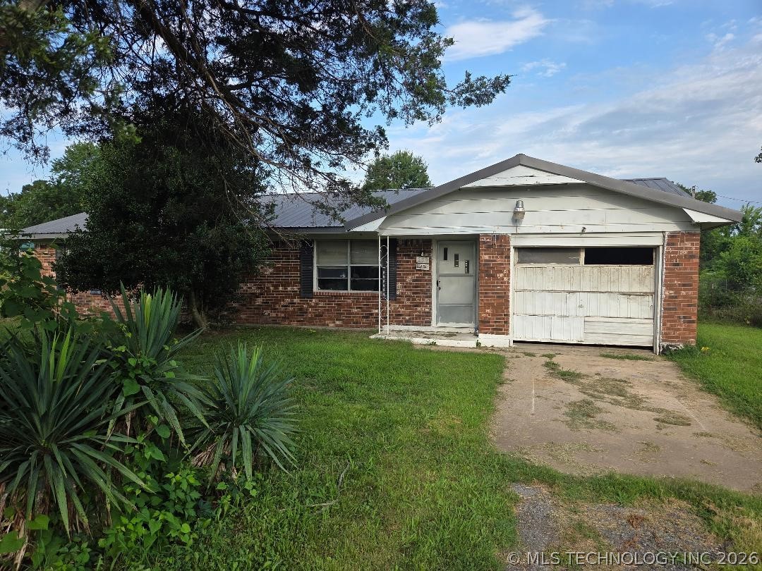 Photo 1 of 7 — 203 Buck, Eufaula, OK 74432