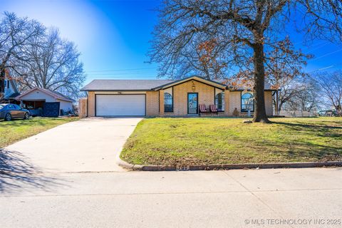 MLS: 2509865