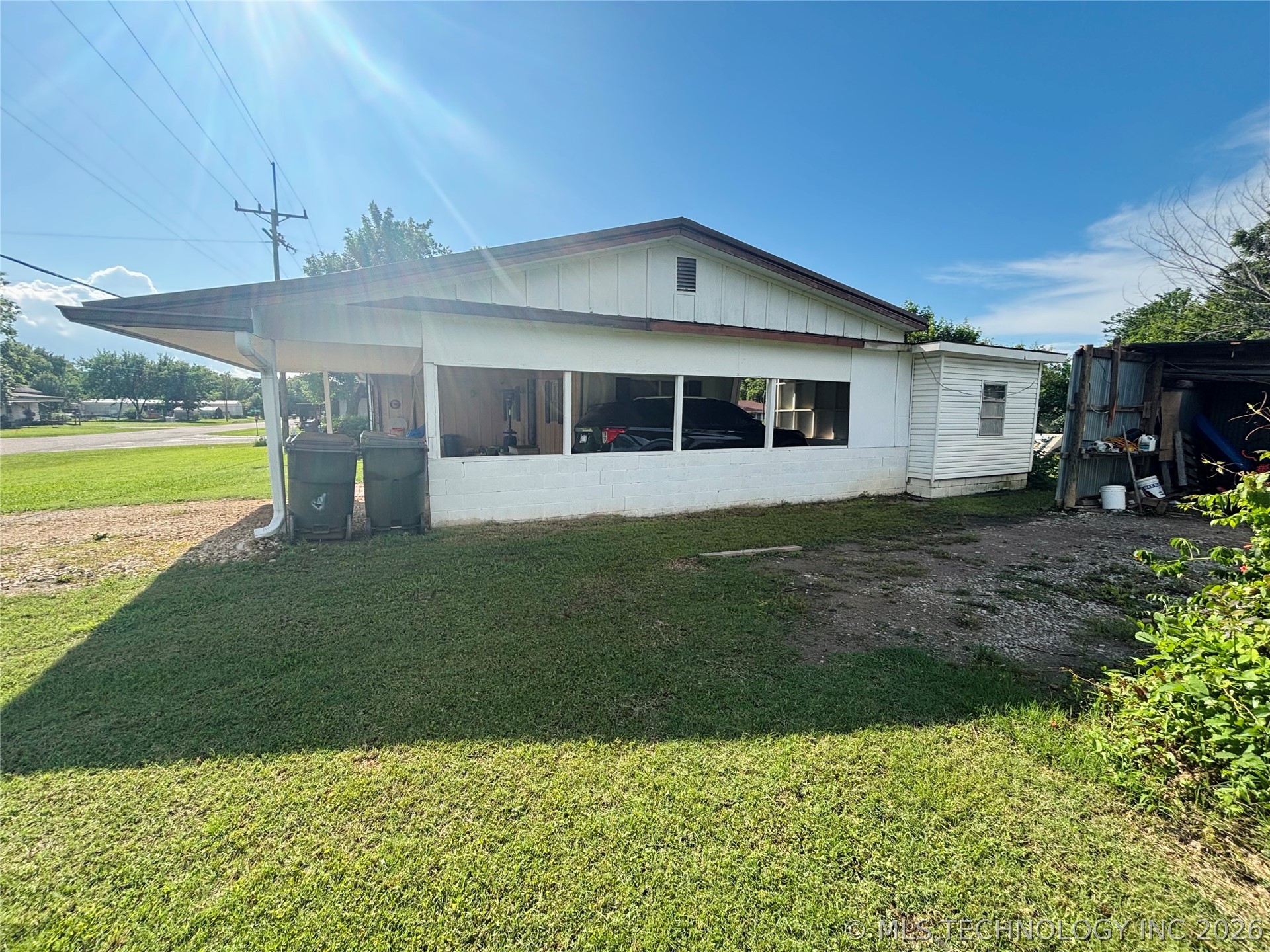 302 SW 2nd Street