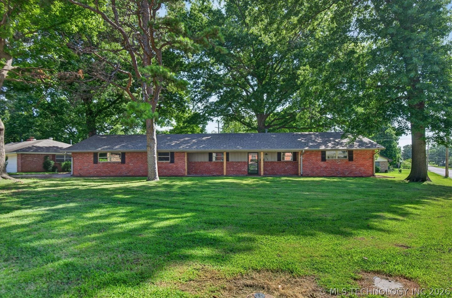 Photo 1 of 33 — 1428 Melmart, Bartlesville, OK 74006
