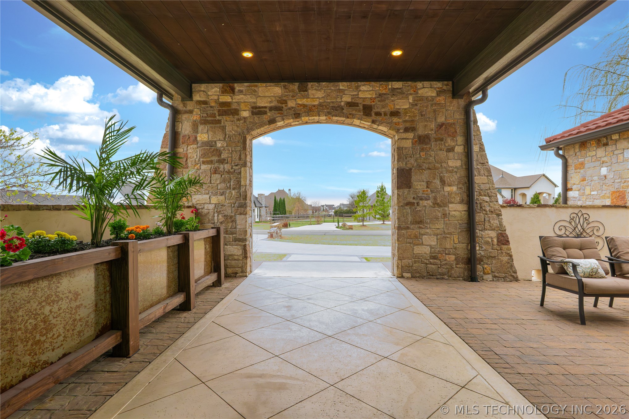 Owasso, Oklahoma, 74055, United States, 5 Bedrooms Bedrooms, ,5 BathroomsBathrooms,Residential,Active,2035582