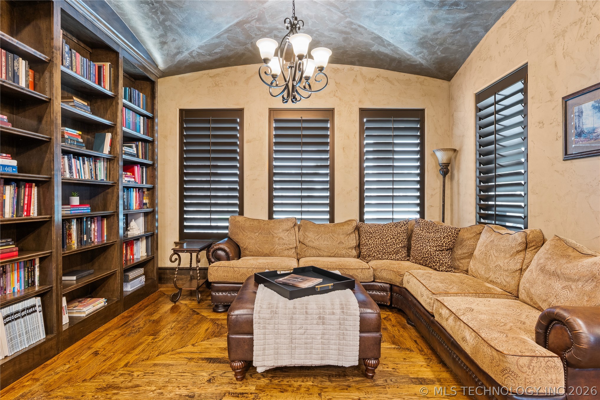 Owasso, Oklahoma, 74055, United States, 5 Bedrooms Bedrooms, ,5 BathroomsBathrooms,Residential,Active,2035582
