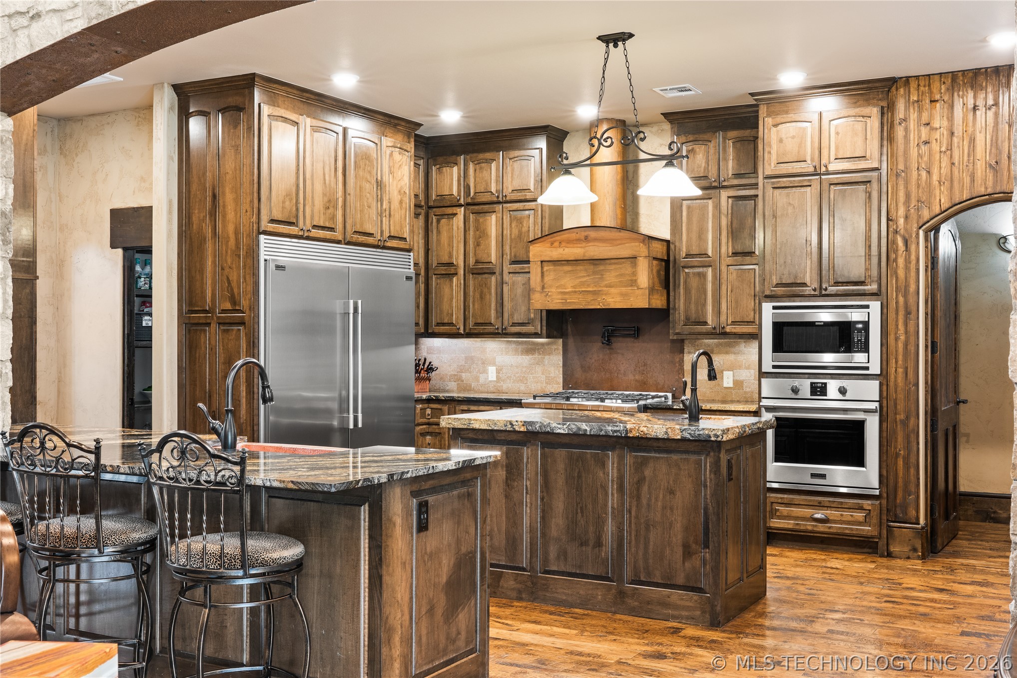 Owasso, Oklahoma, 74055, United States, 5 Bedrooms Bedrooms, ,5 BathroomsBathrooms,Residential,Active,2035582
