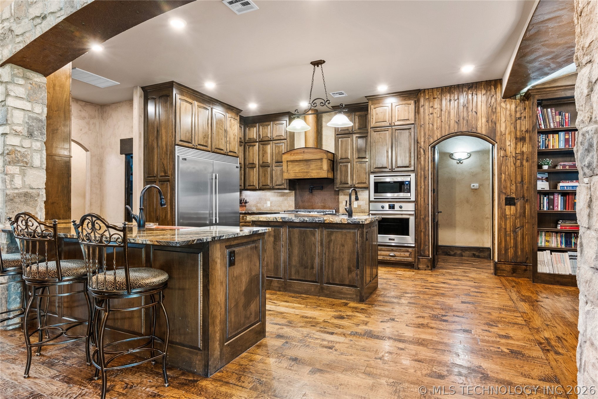 Owasso, Oklahoma, 74055, United States, 5 Bedrooms Bedrooms, ,5 BathroomsBathrooms,Residential,Active,2035582