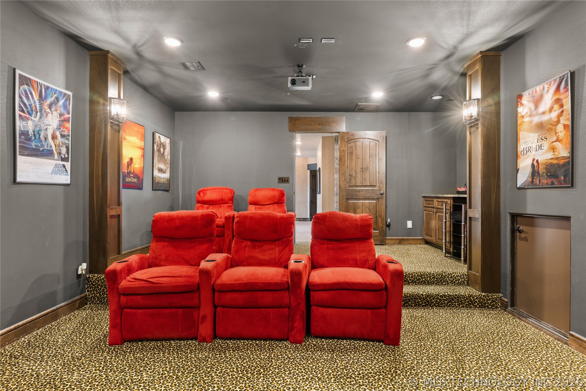 Owasso, Oklahoma, 74055, United States, 5 Bedrooms Bedrooms, ,5 BathroomsBathrooms,Residential,Active,2035582