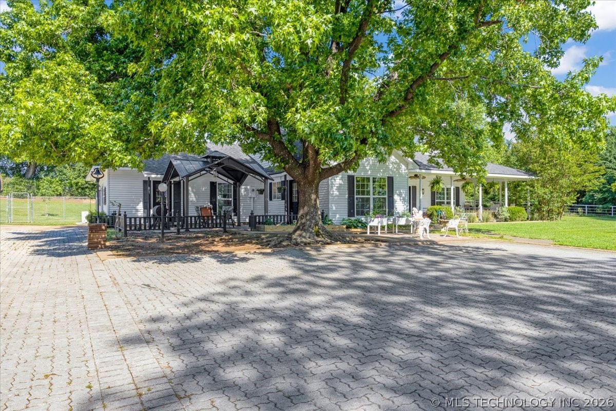17843 Bridgeview Road