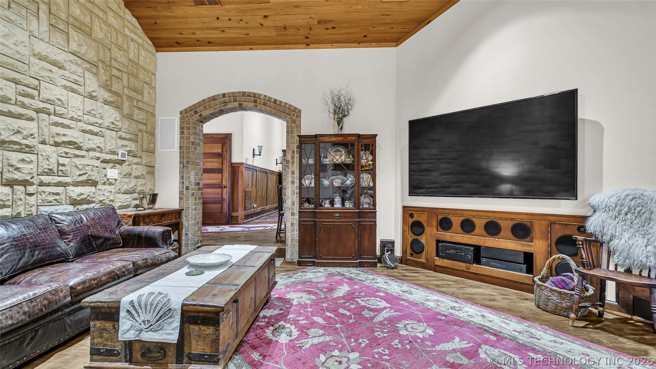 Marietta, Oklahoma, 73448, United States, 2 Bedrooms Bedrooms, ,2 BathroomsBathrooms,Residential,Active,2022346