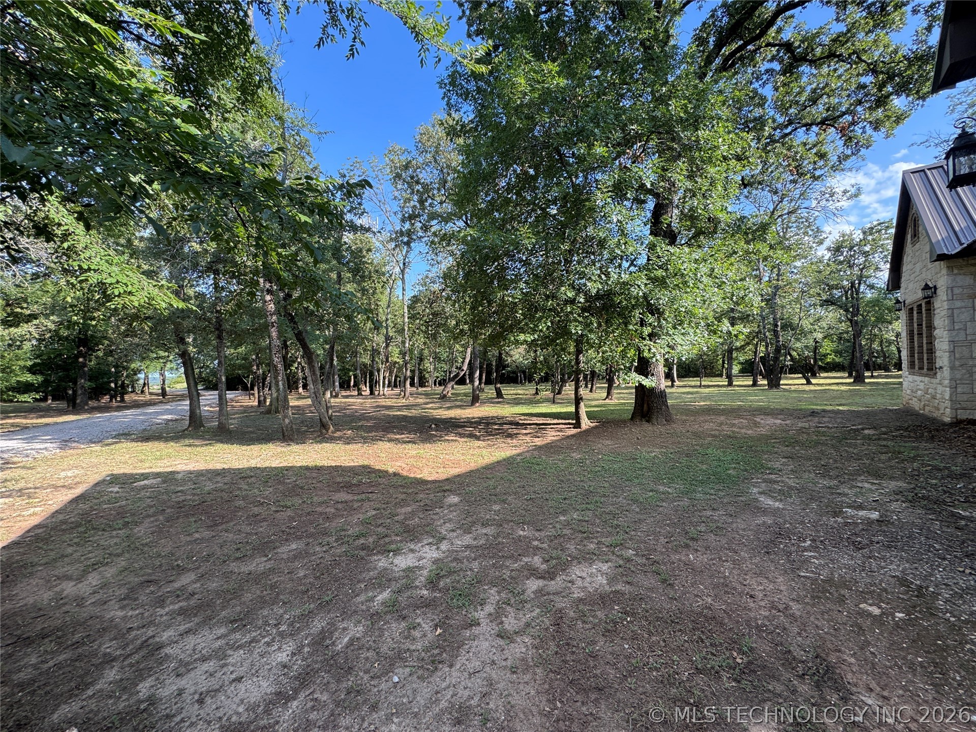 Marietta, Oklahoma, 73448, United States, 2 Bedrooms Bedrooms, ,2 BathroomsBathrooms,Residential,Active,2022346