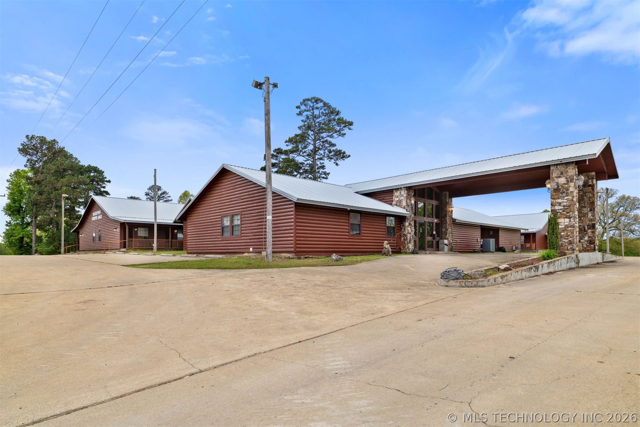 6613 N Us Highway 259