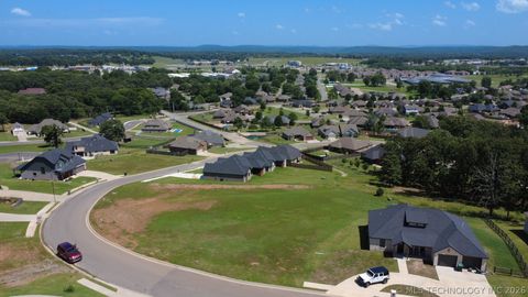 Photo of 540 Woodlands Drive, Tahlequah, OK 74464 (MLS # 2604552)
