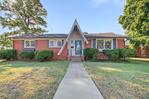 Photo of 4662 E 58th Street, Tulsa, OK 74135 (MLS # 2638418)