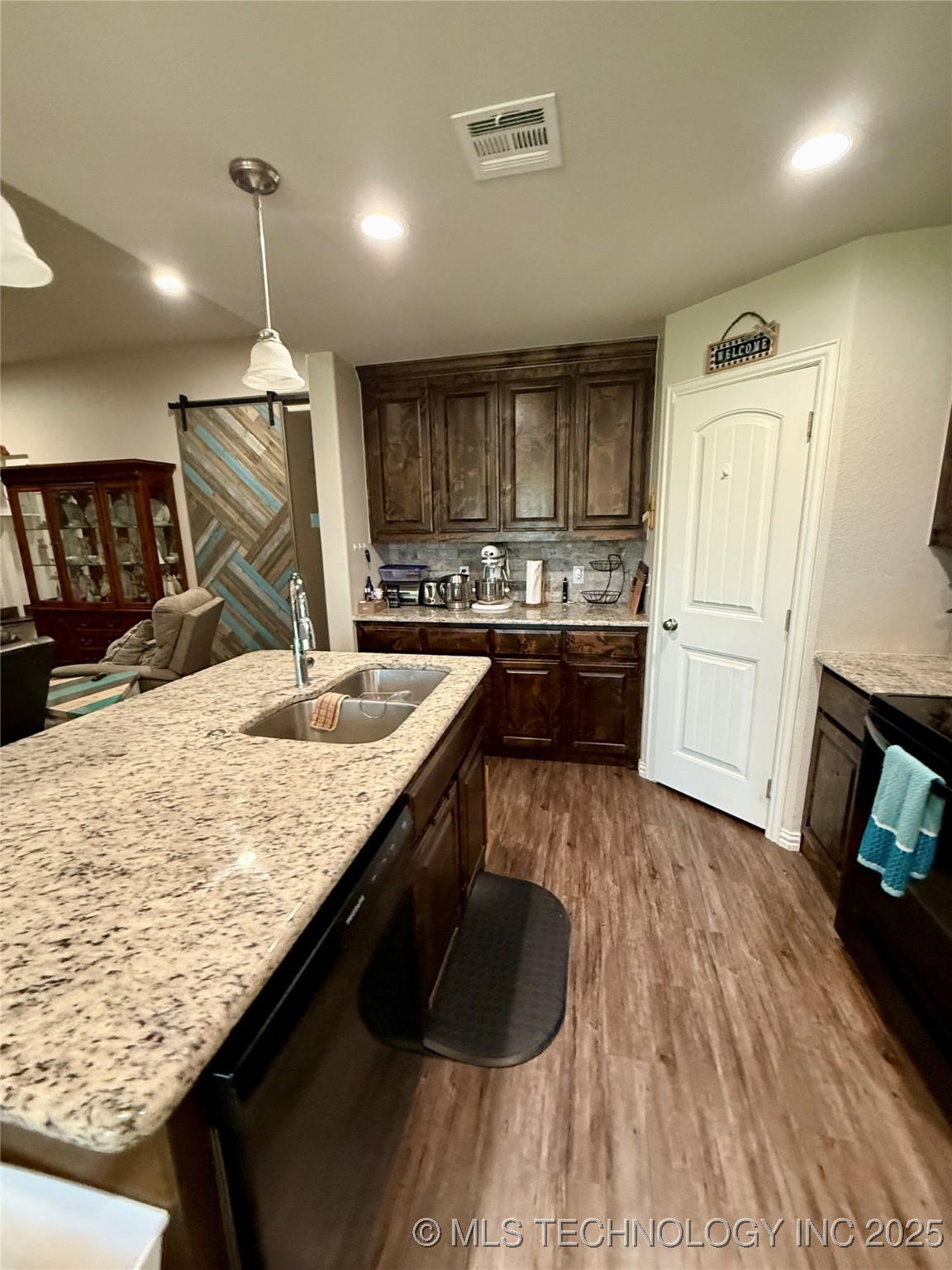 3400 Lazy Lane