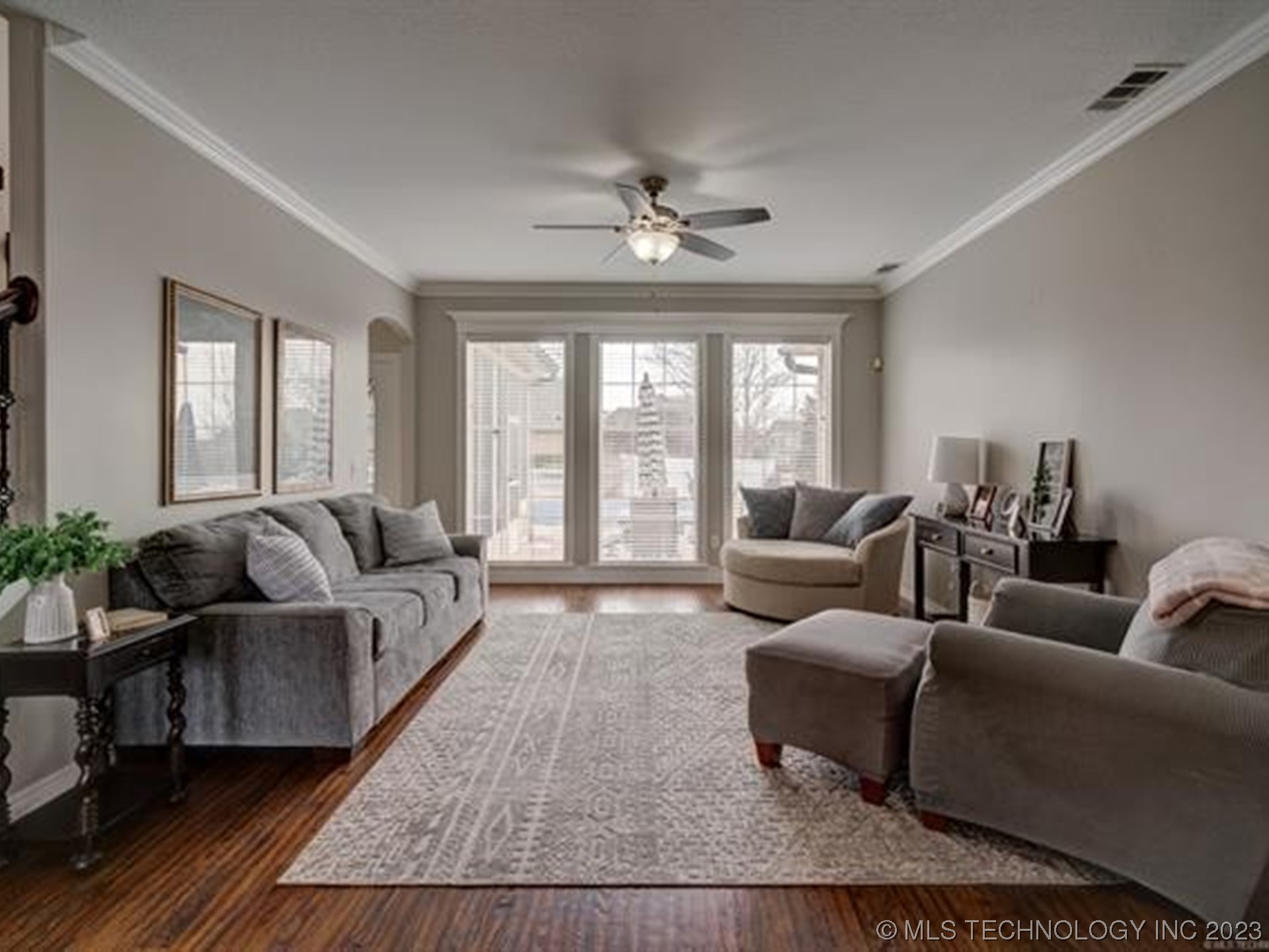 Photo 9 of 46 of 9109 N 135th Avenue house