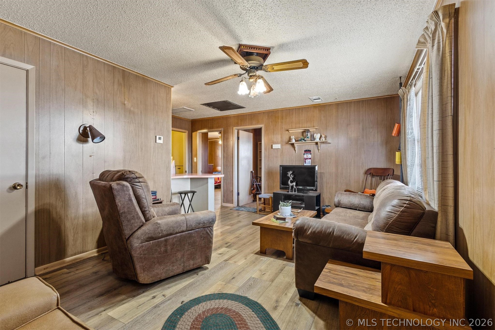 1296 Church Road