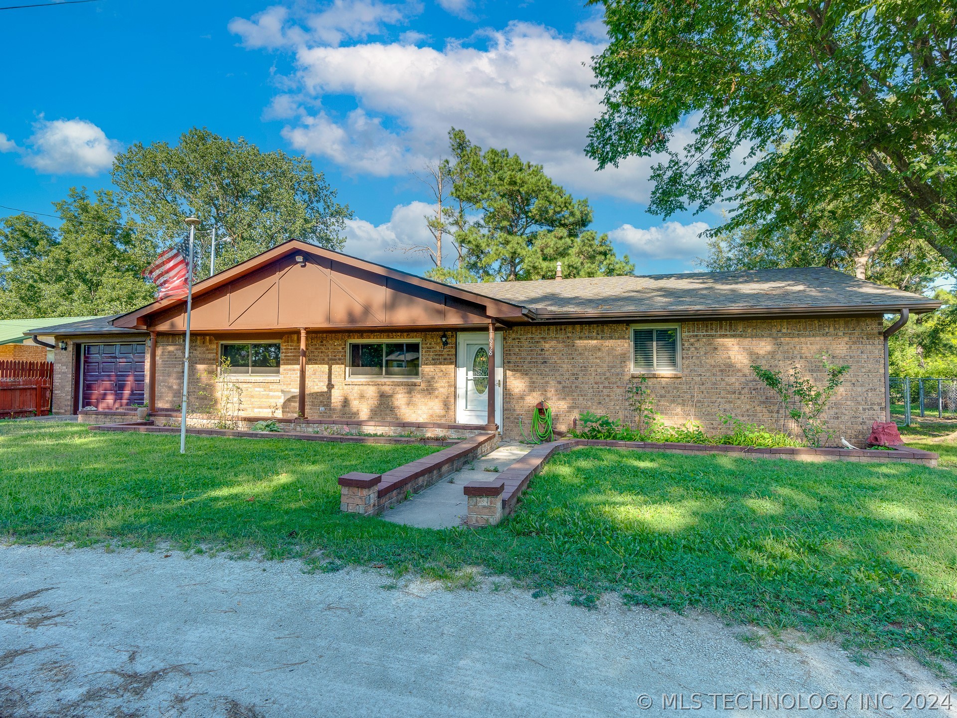 View Ada, OK 74820 house