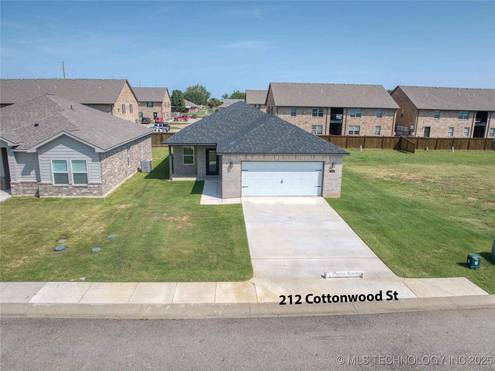 212 Cottonwood Street