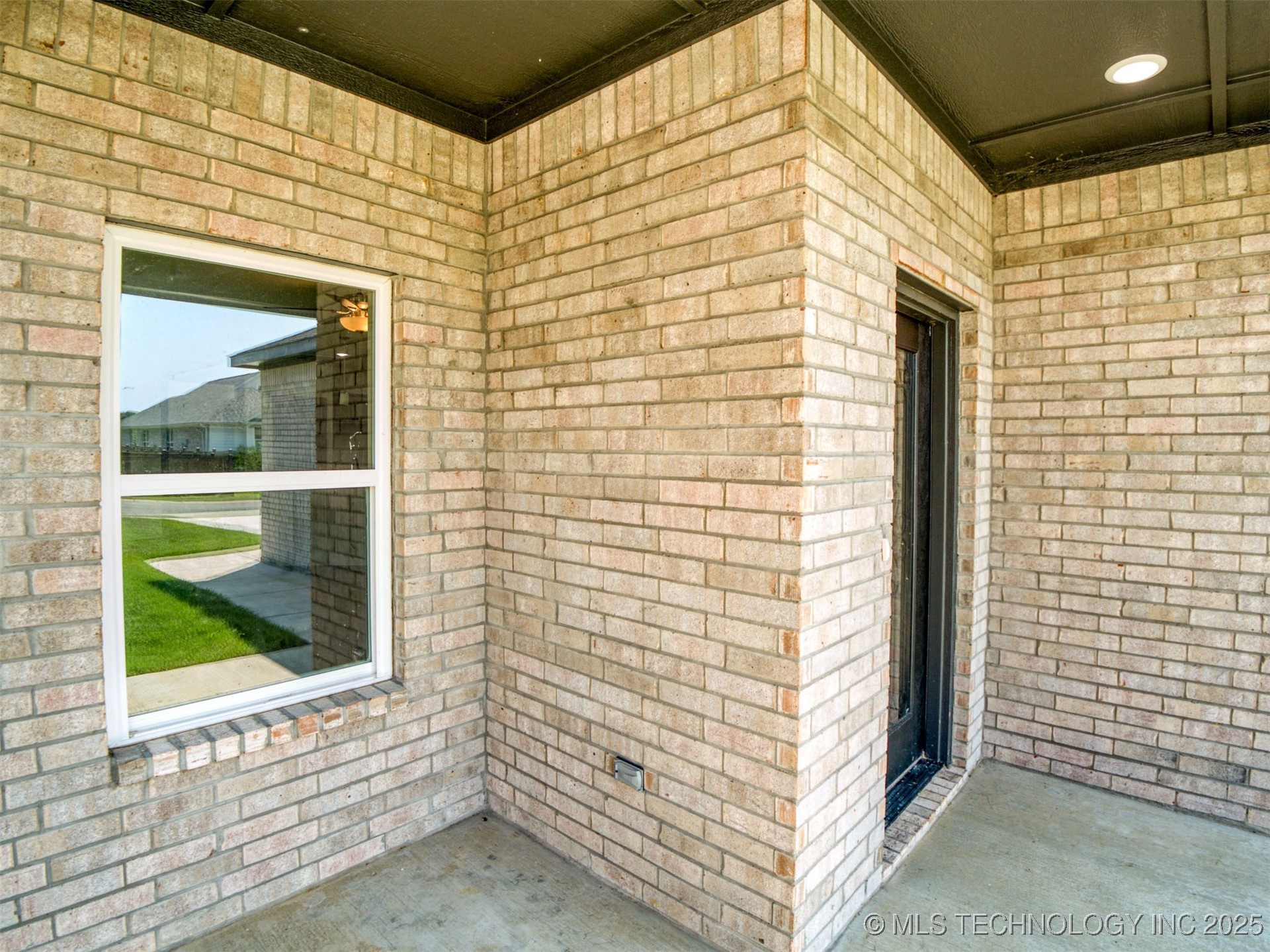 212 Cottonwood Street